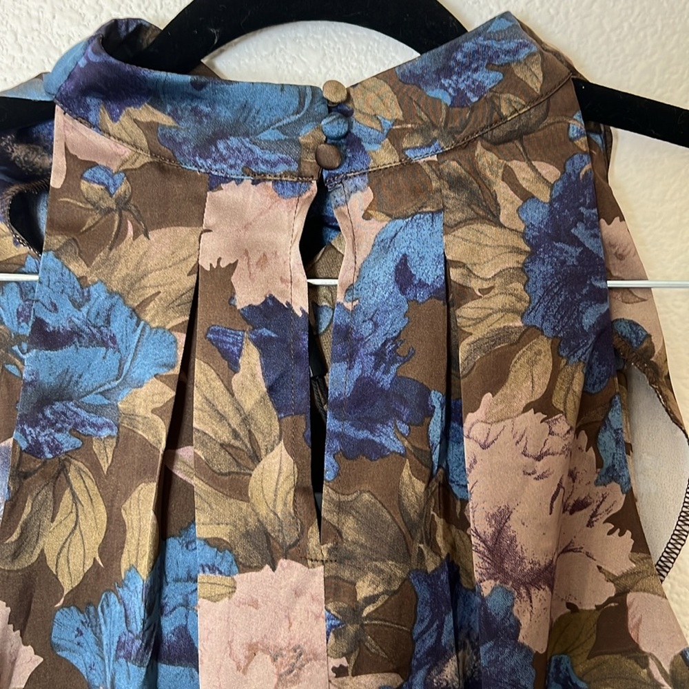 Elliatt SET Erin Pants and Erin Blouse in multicolor floral size Small - Picture 5 of 10
